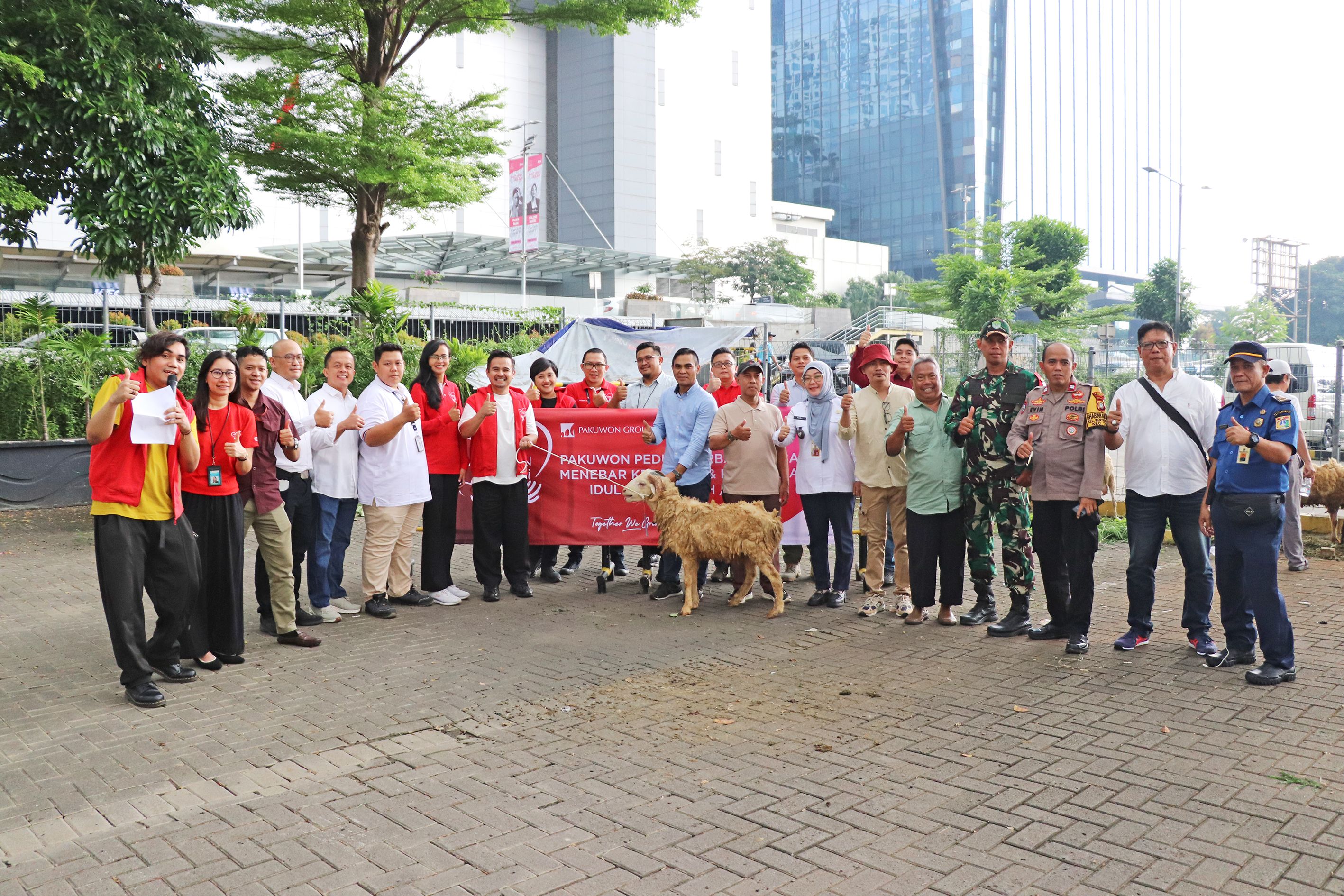 \App\Helpers\getUpload($galleryId)->alt