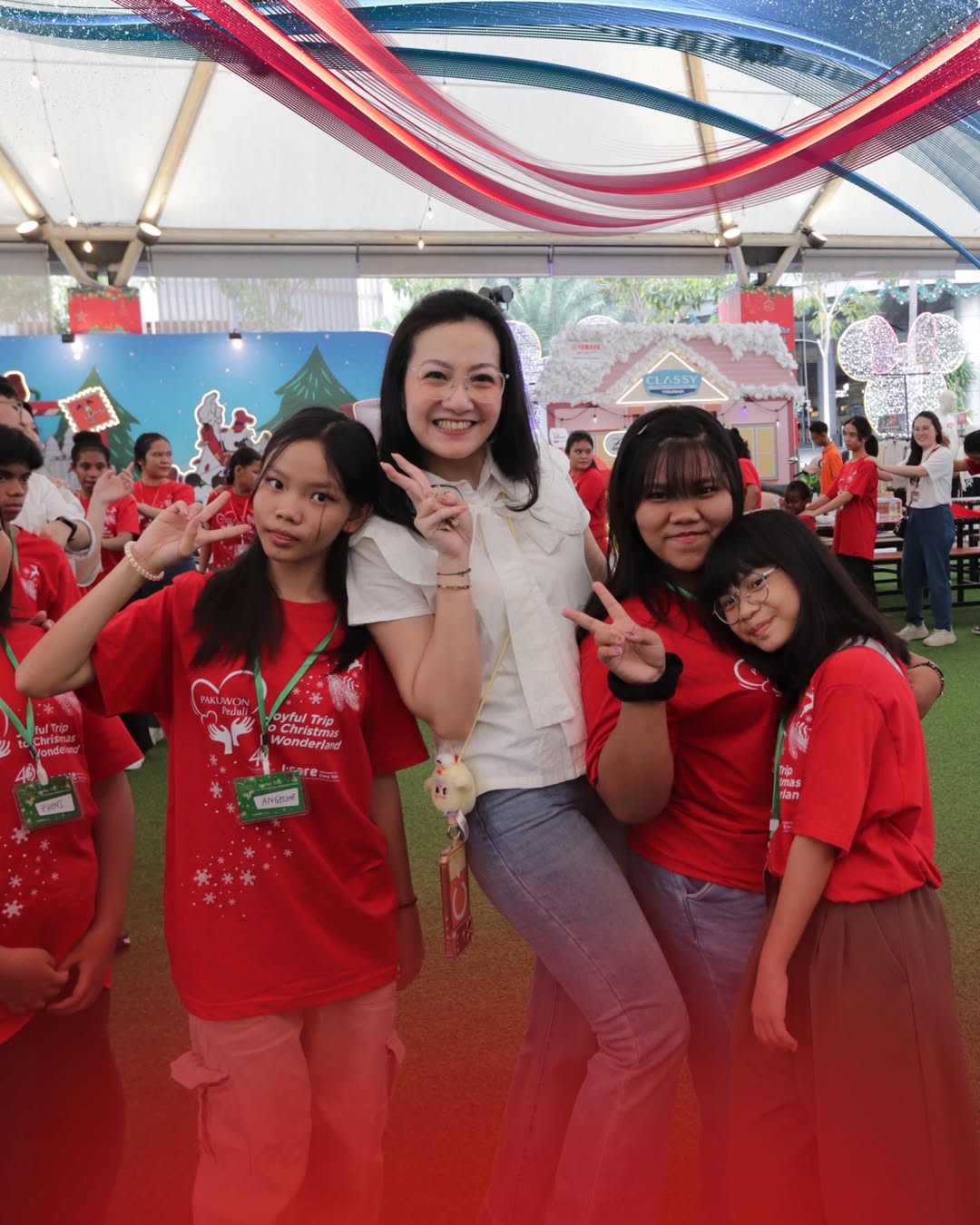 \App\Helpers\getUpload($galleryId)->alt